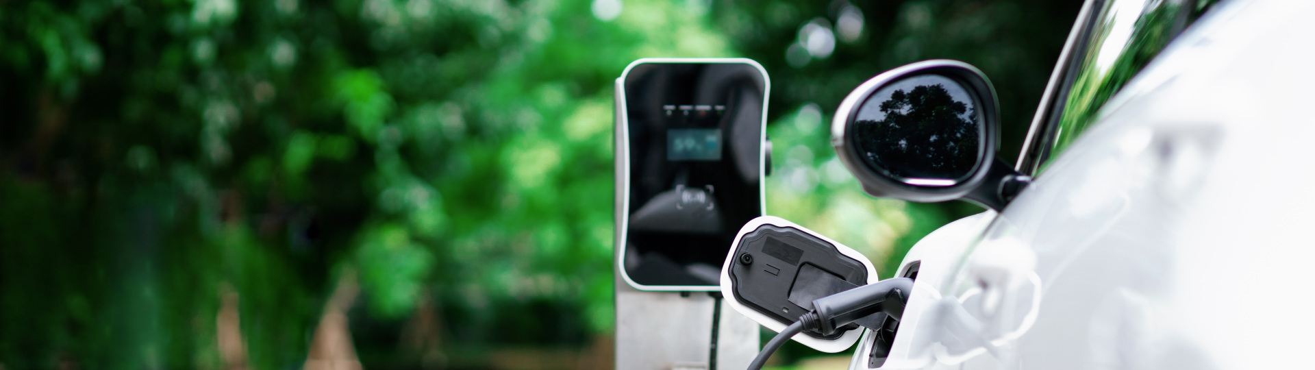 Innovative RFID Solution for Compact and Powerful EV Charging Stations