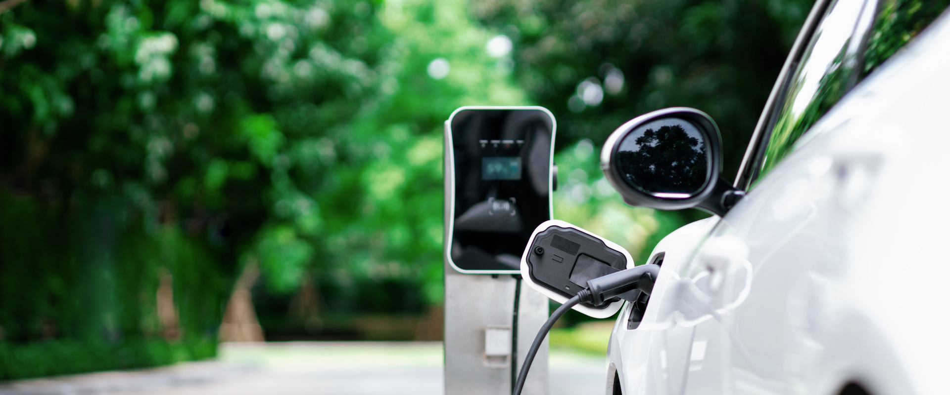 Innovative RFID Solution for Compact and Powerful EV Charging Stations